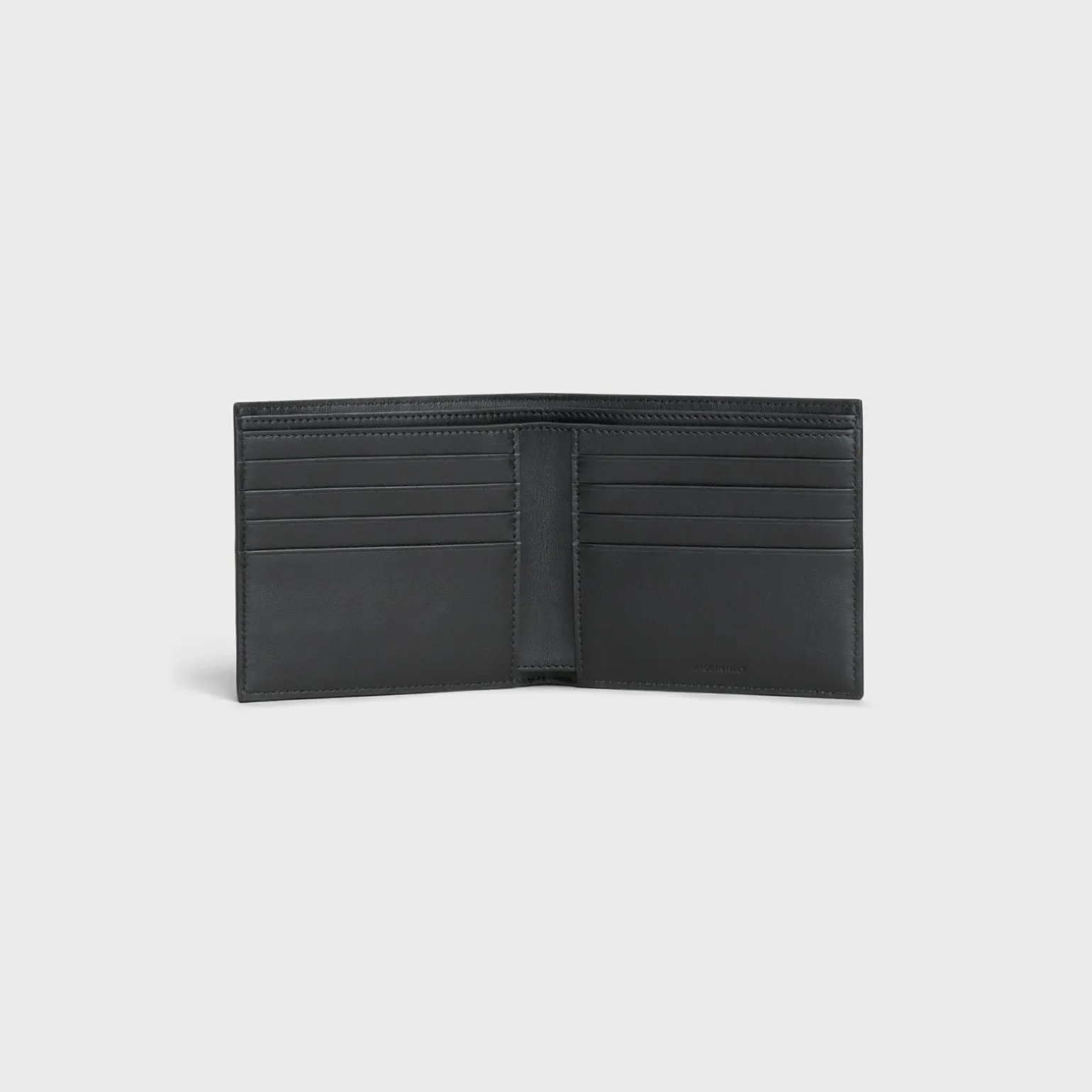 Bi-fold wallet in Grained calfskin