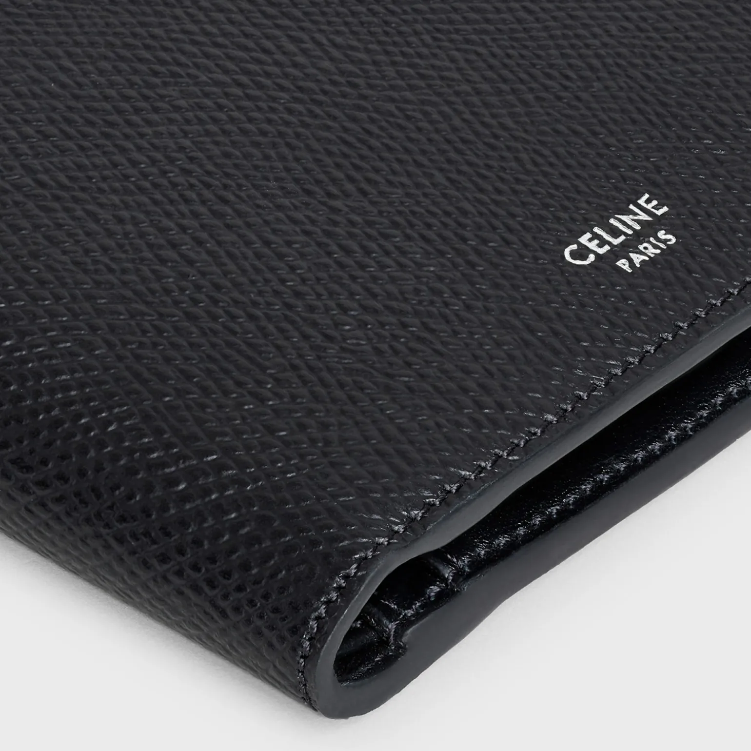 Bi-fold Wallet with Coin Compartment in grained calfskin