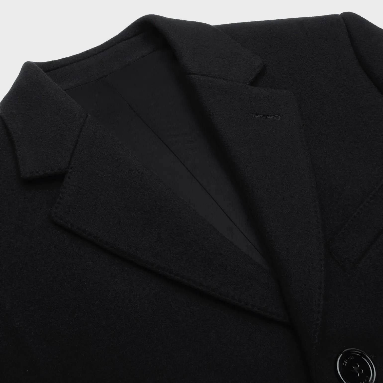 Boxy coat in felt