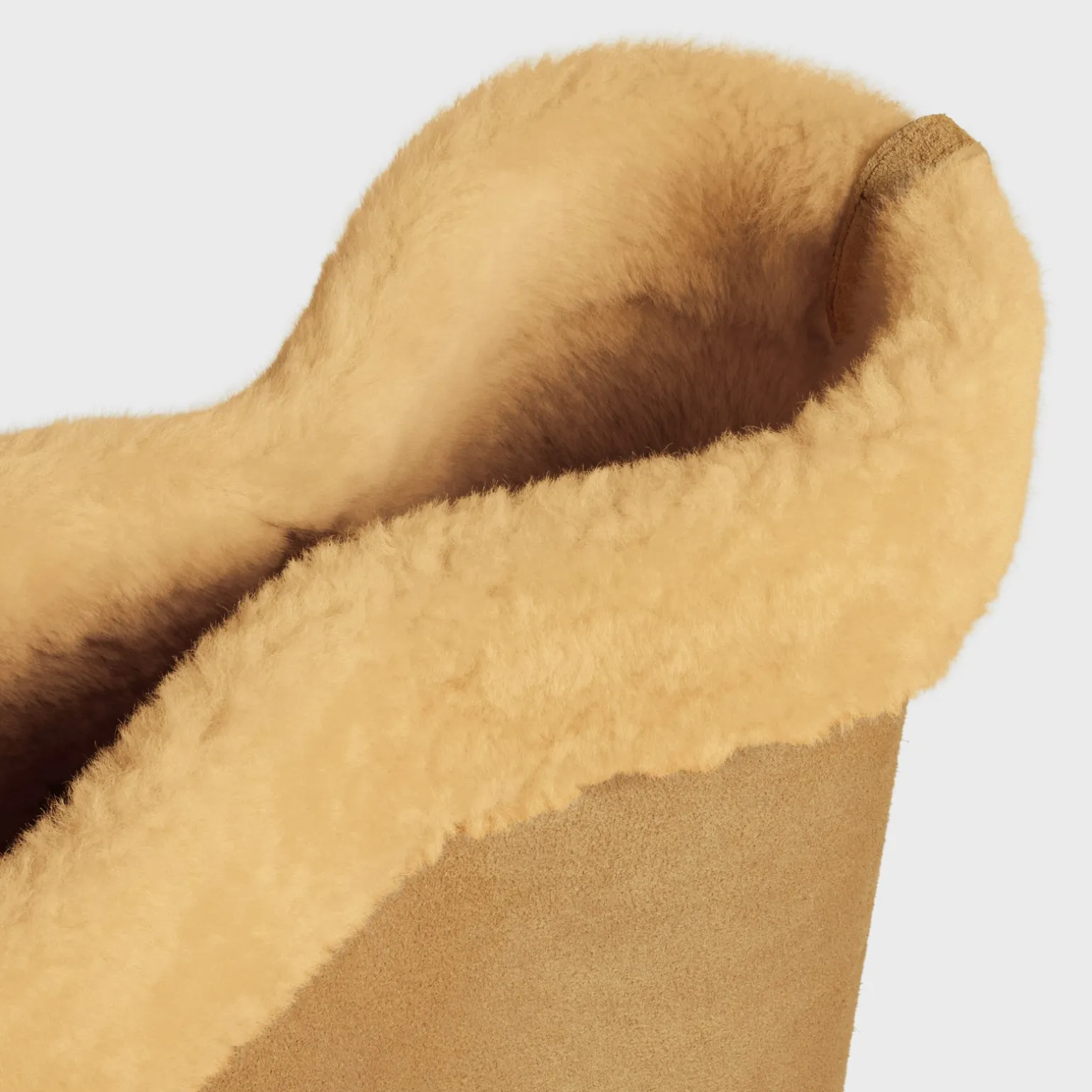 BUCKET in SUEDE CALFSKIN AND SHEARLING