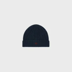 cable-knit triomphe beanie in cashmere