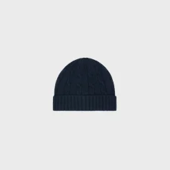 cable-knit triomphe beanie in cashmere