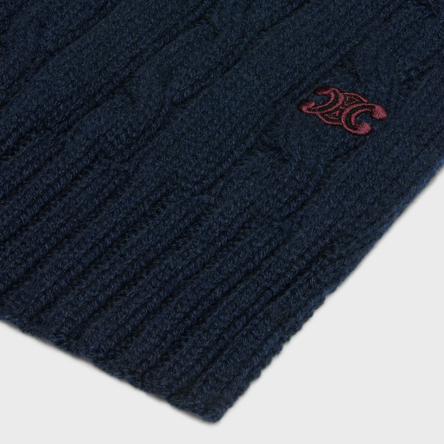 cable-knit triomphe scarf in cashmere