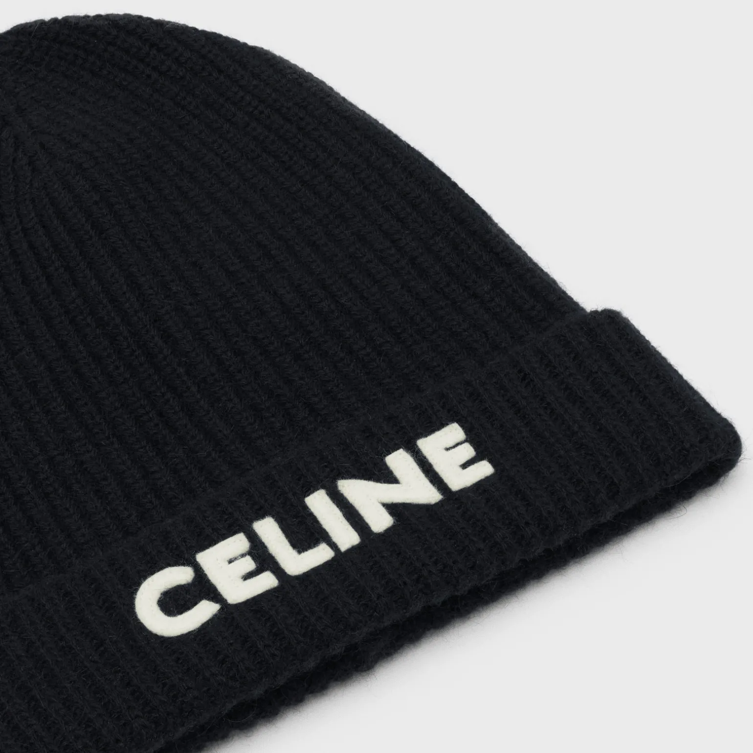 CELINE BEANIE IN RIBBED WOOL