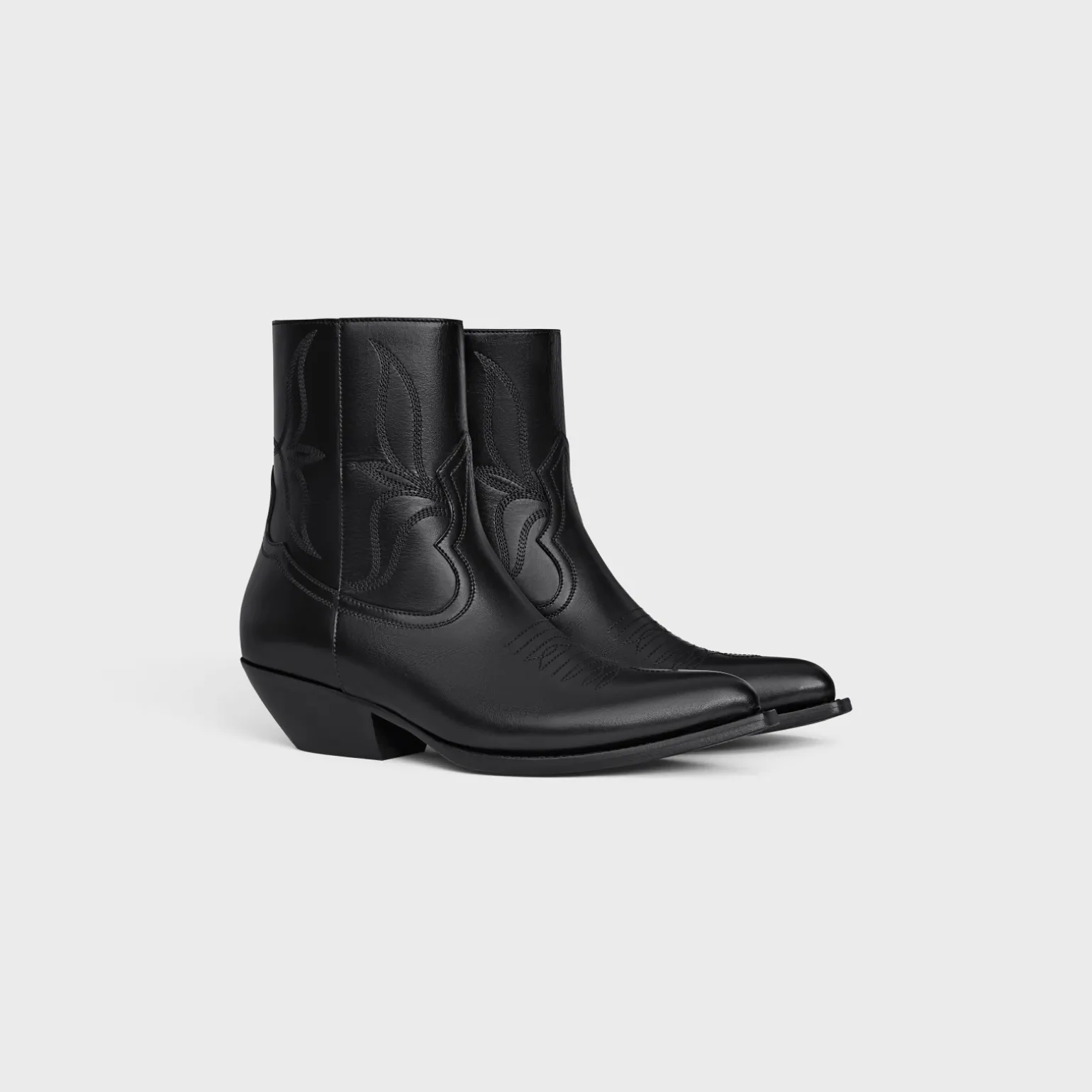 CELINE LEON ZIPPED BOOT in Shiny calfskin