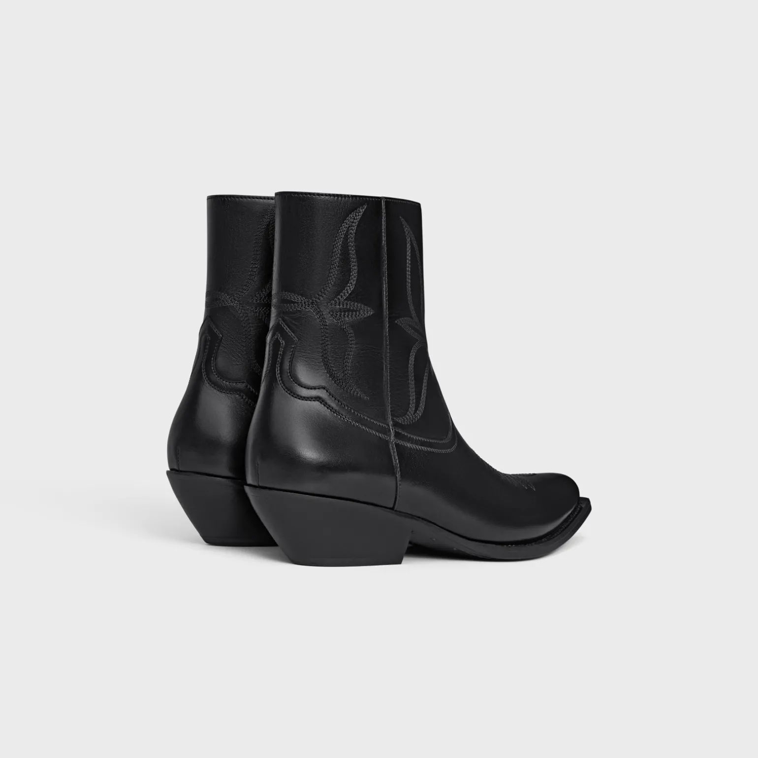 CELINE LEON ZIPPED BOOT in Shiny calfskin