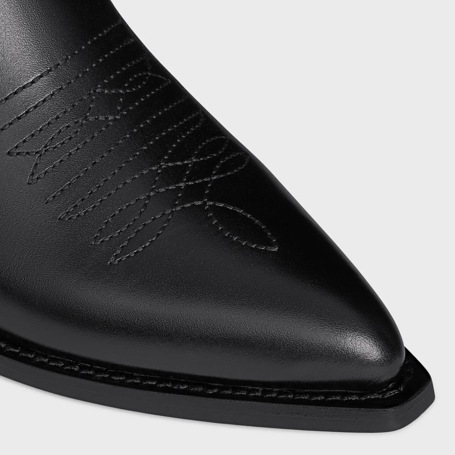 CELINE LEON ZIPPED BOOT in Shiny calfskin