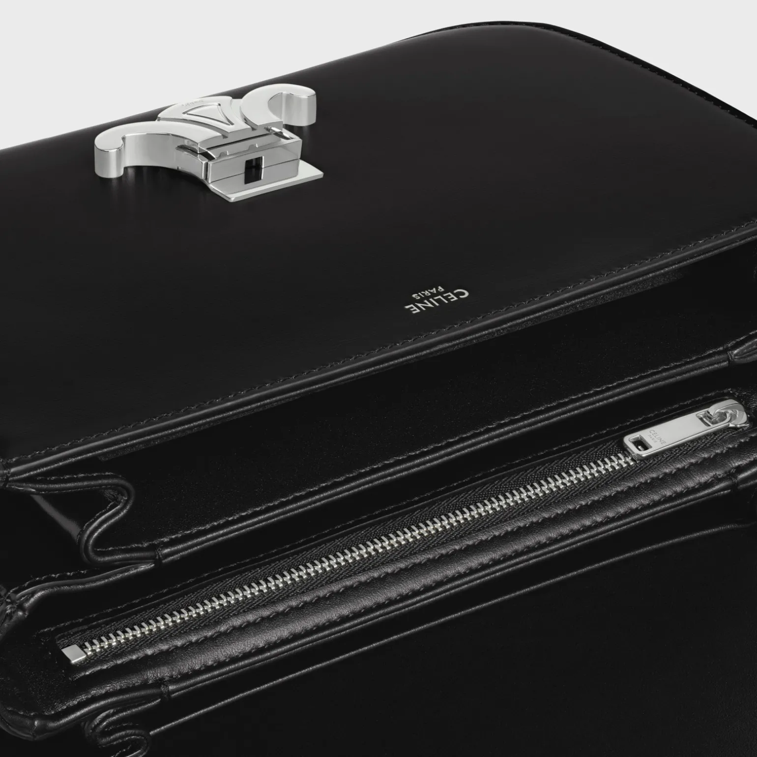 CLASSIQUE TRIOMPHE BAG in shiny calfskin