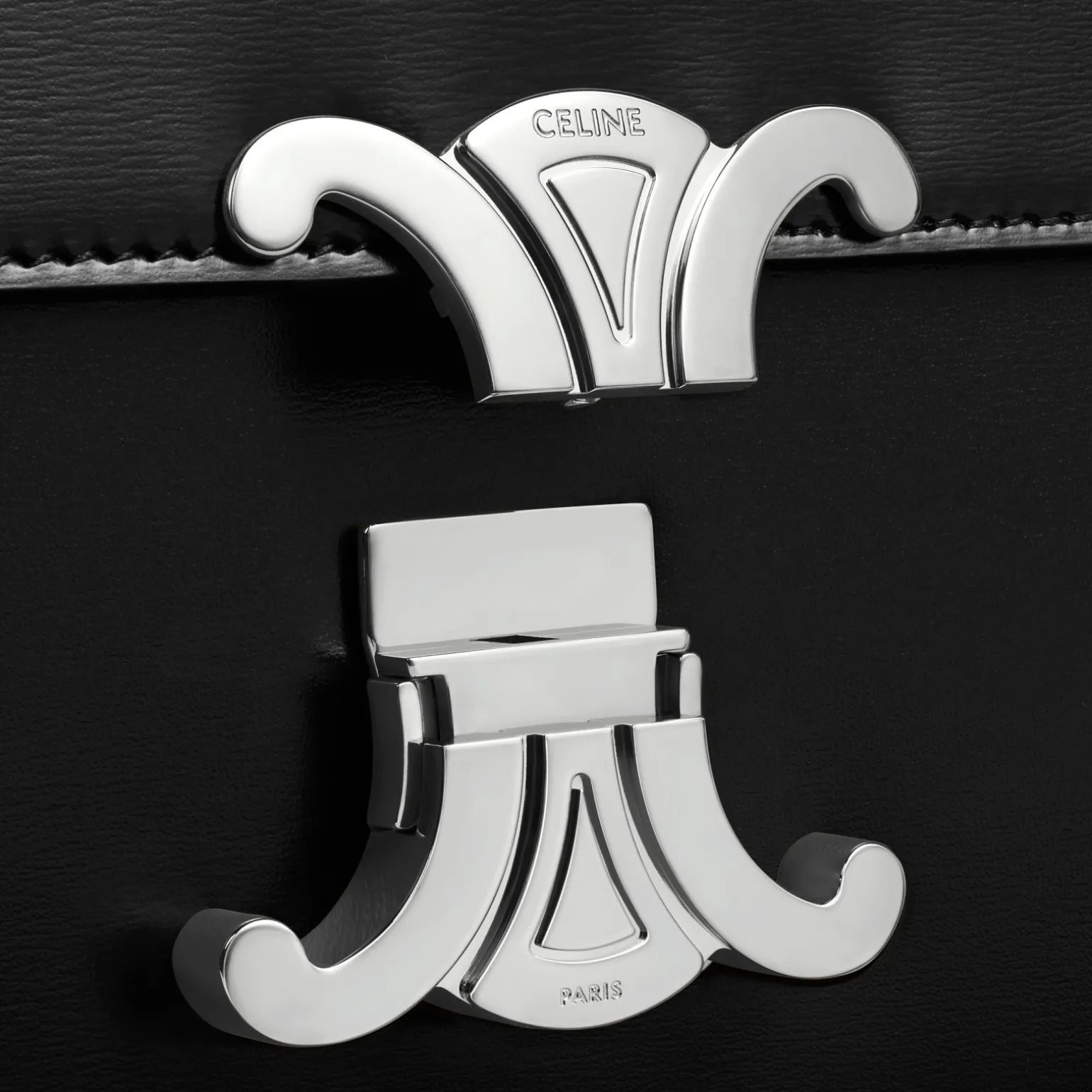 CLASSIQUE TRIOMPHE BAG in shiny calfskin