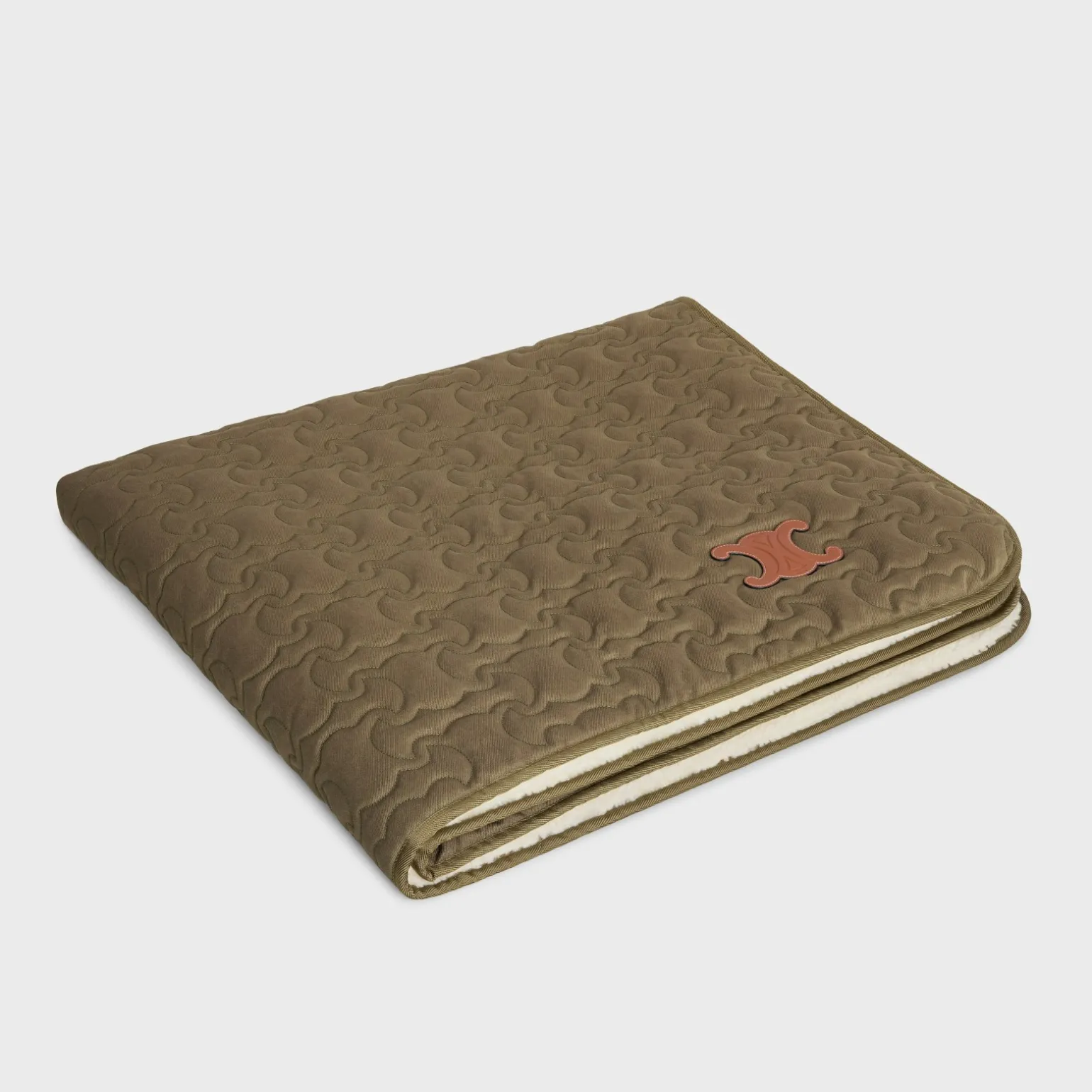 Dog blanket in quilted gabardine textile and wool