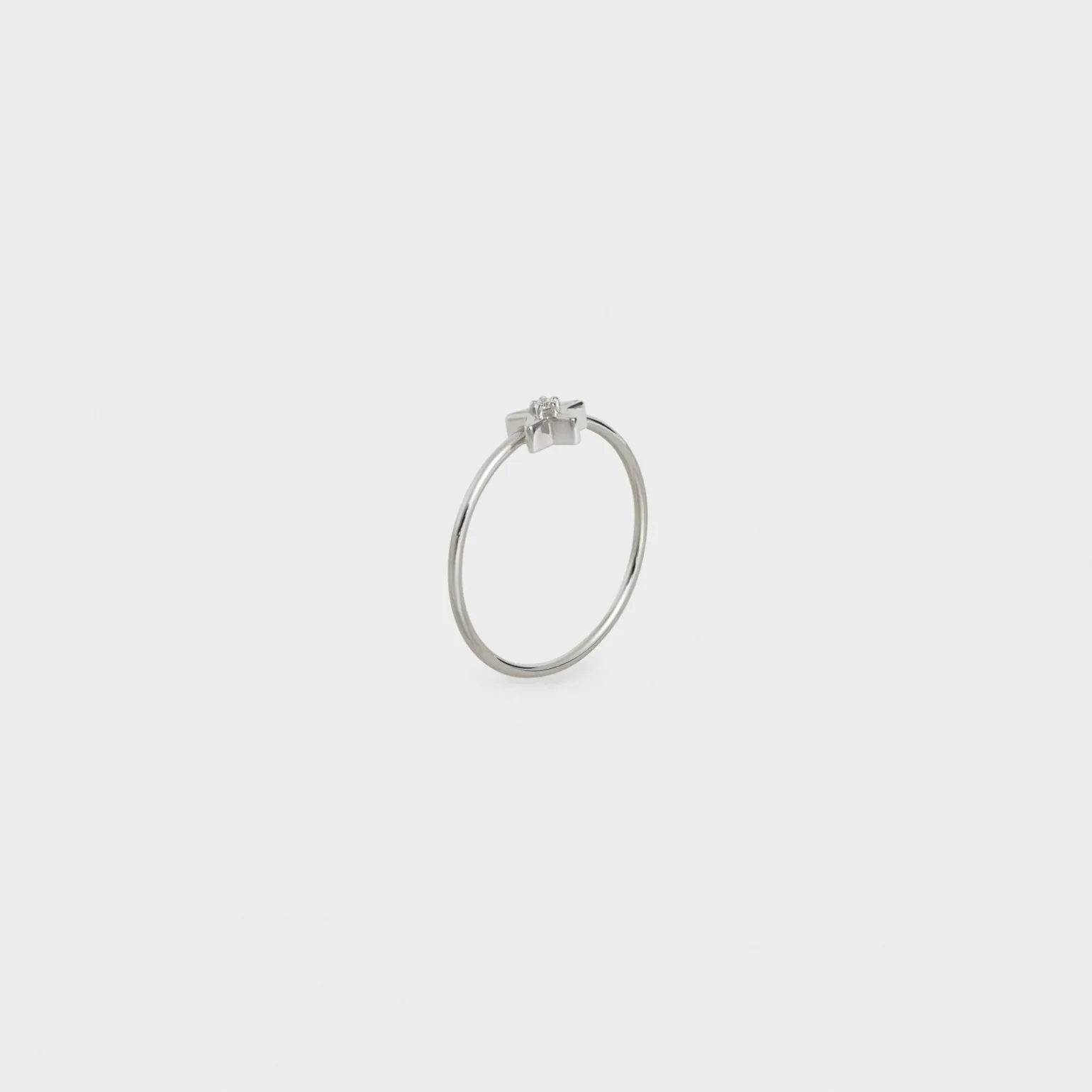 Etoile Celine Ring in White Gold and Diamond