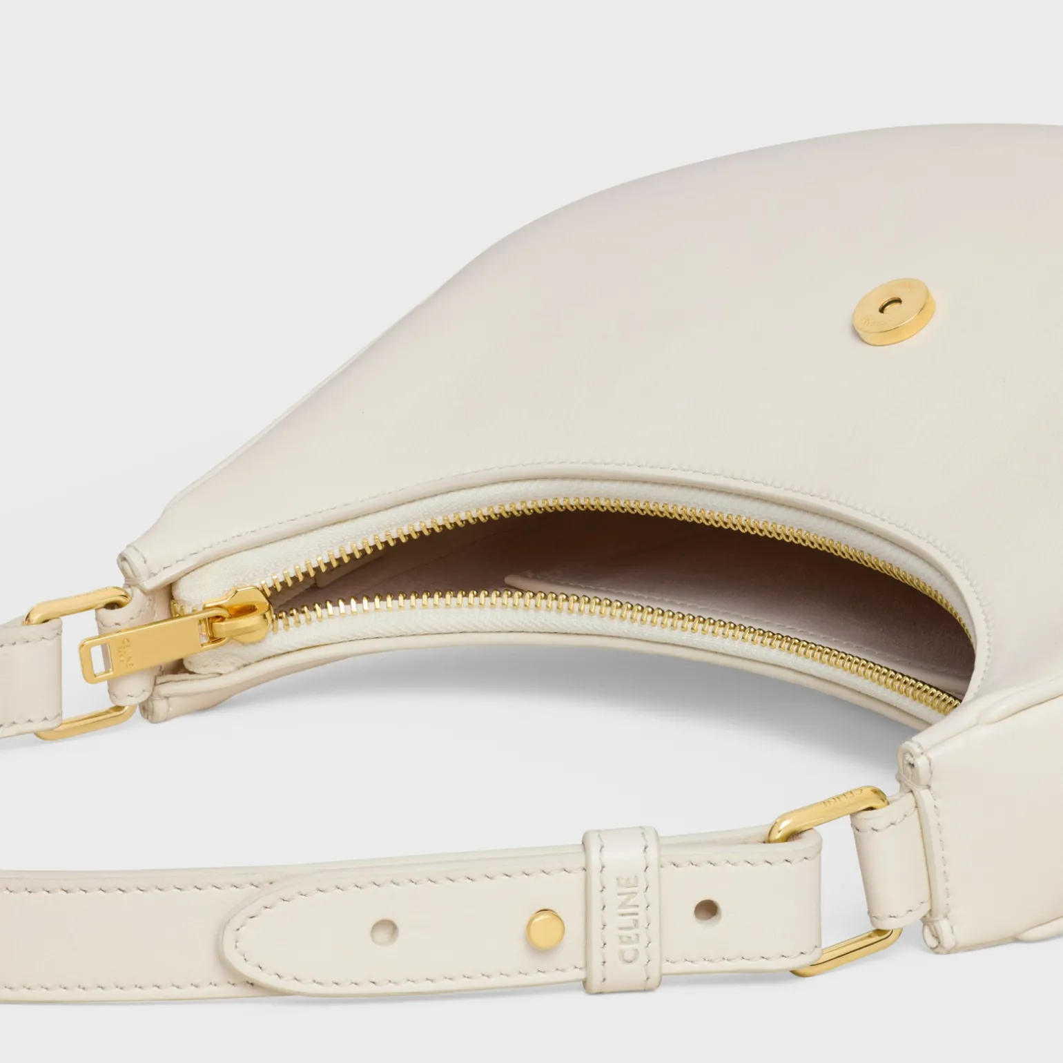 MEDIUM AVA TRIOMPHE BAG in Smooth Calfskin