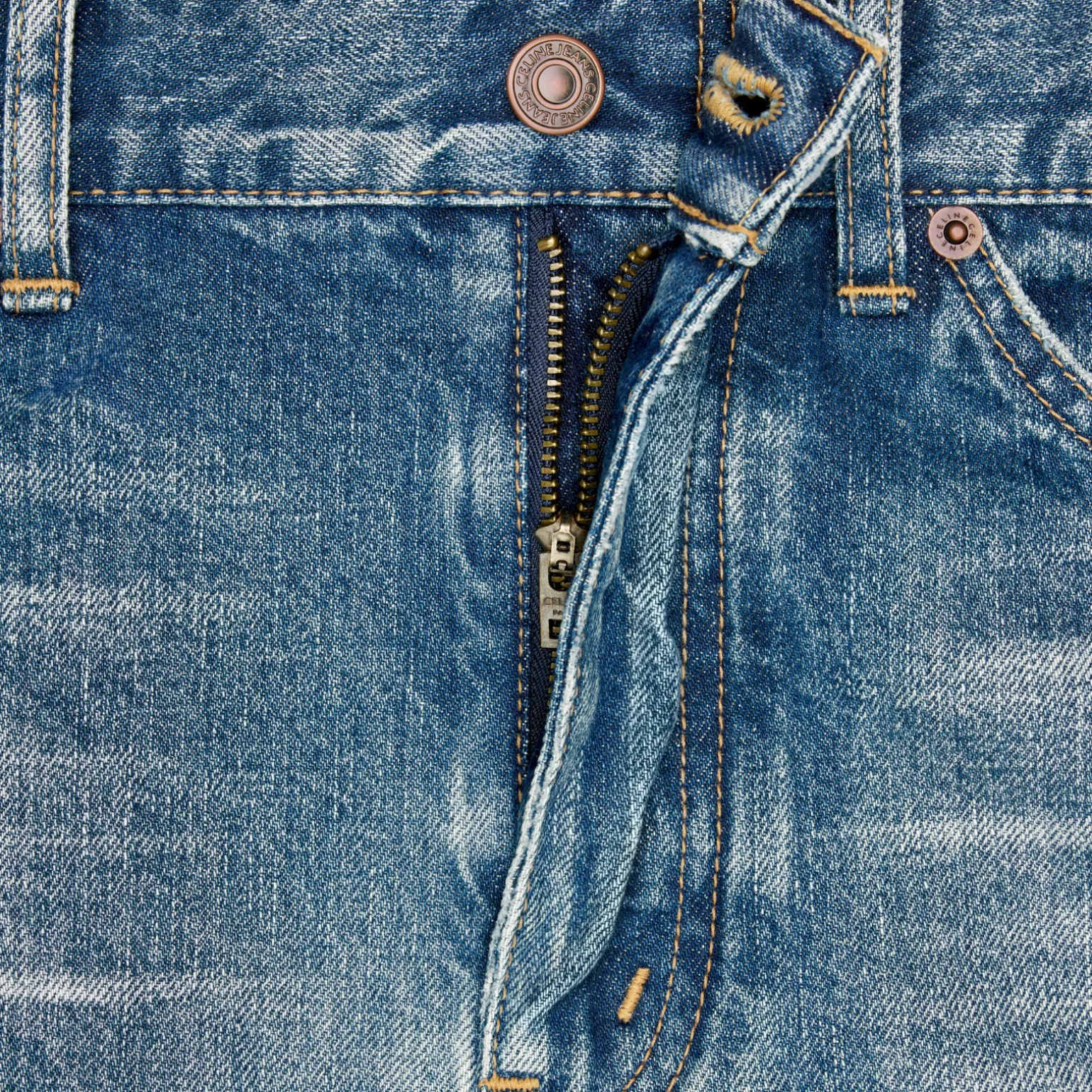 skate shorts in electric sky wash denim