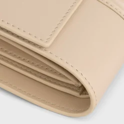 Small Trifold wallet 16 in Shiny Calfskin