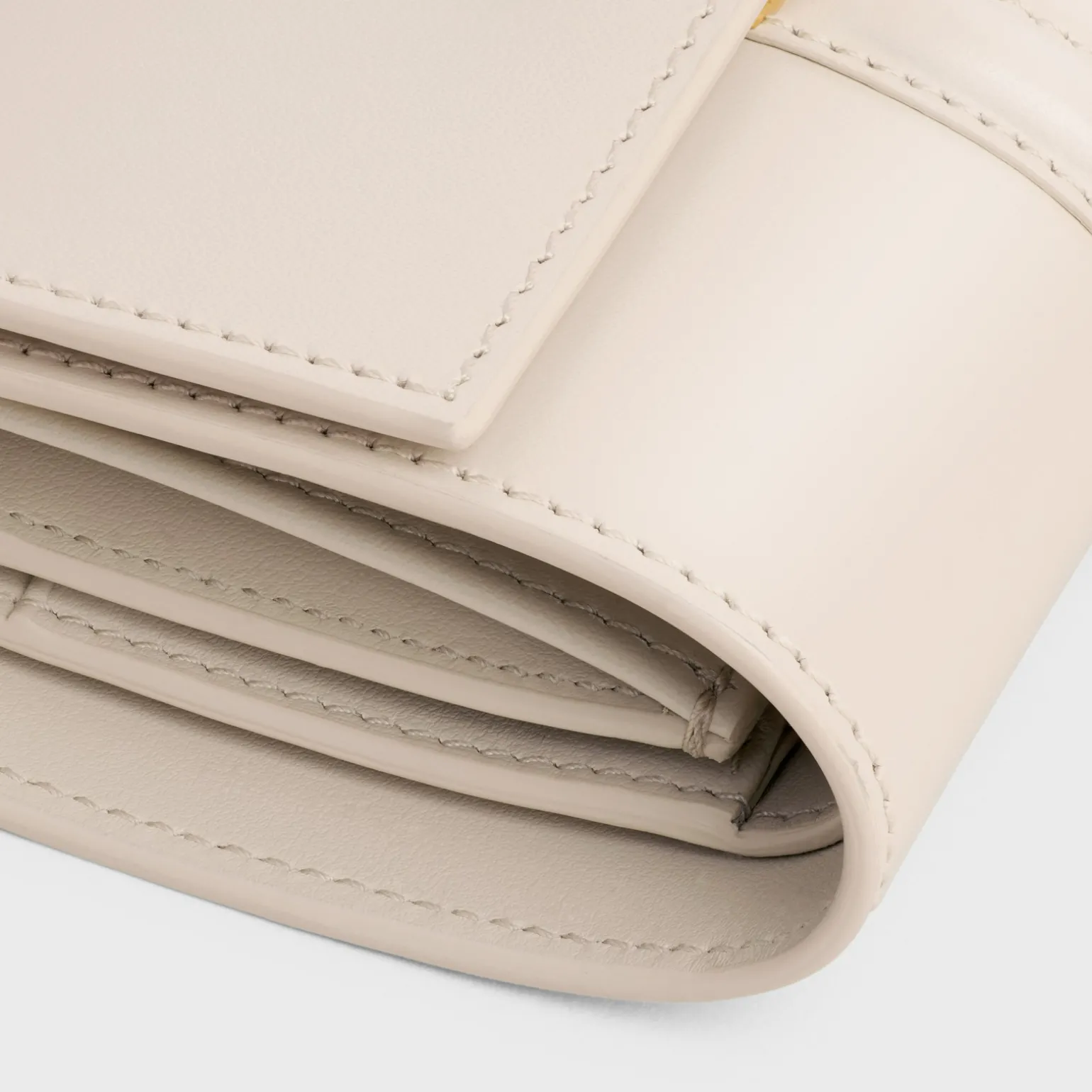 Small Trifold wallet 16 in Shiny Calfskin