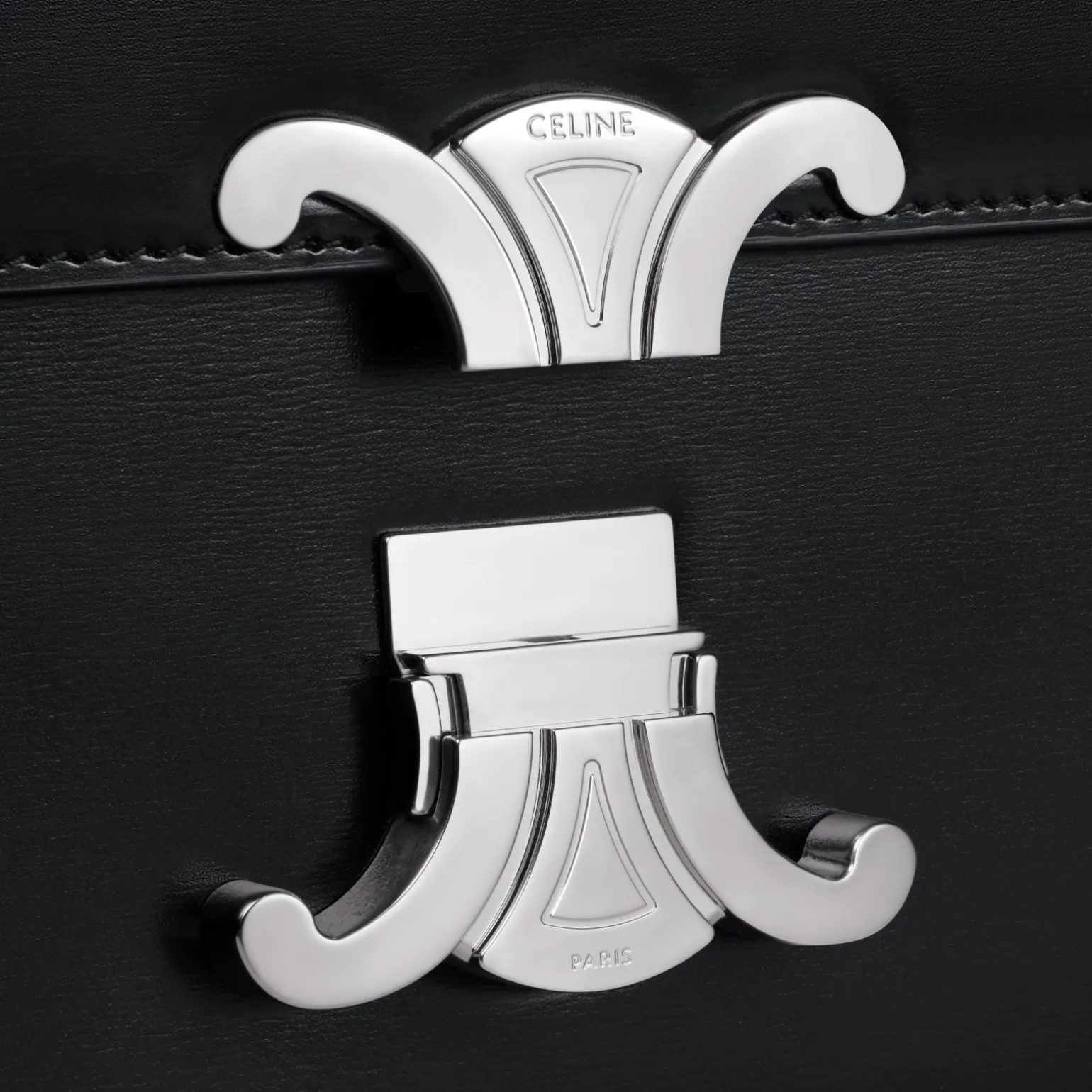 Teen Triomphe Bag in shiny calfskin