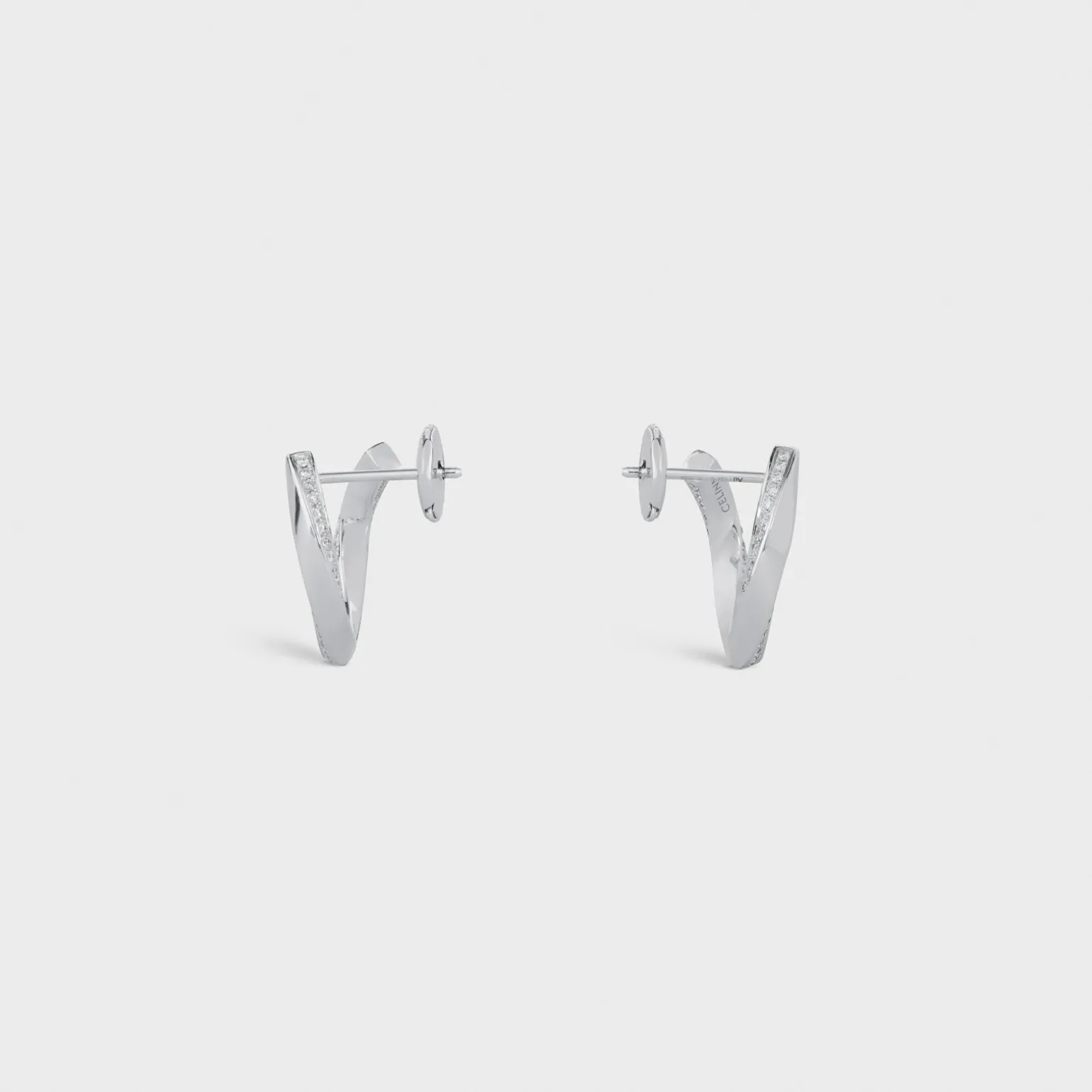 Torsion Earrings in White Gold and Diamonds