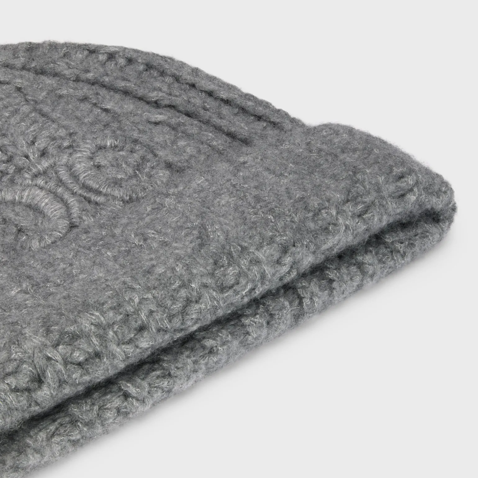triomphe beanie in cashmere, wool and silk