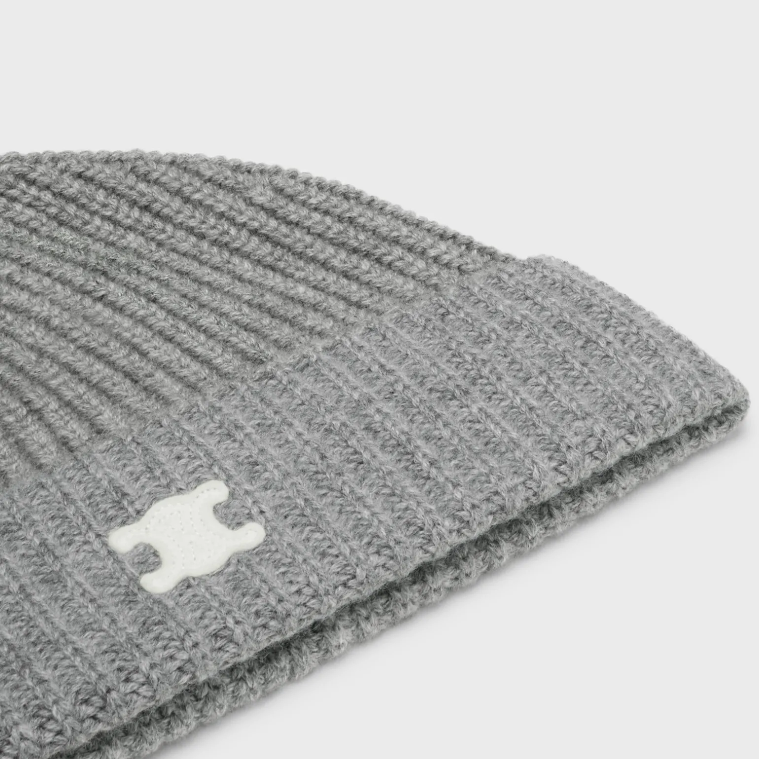 triomphe beanie in heritage cashmere