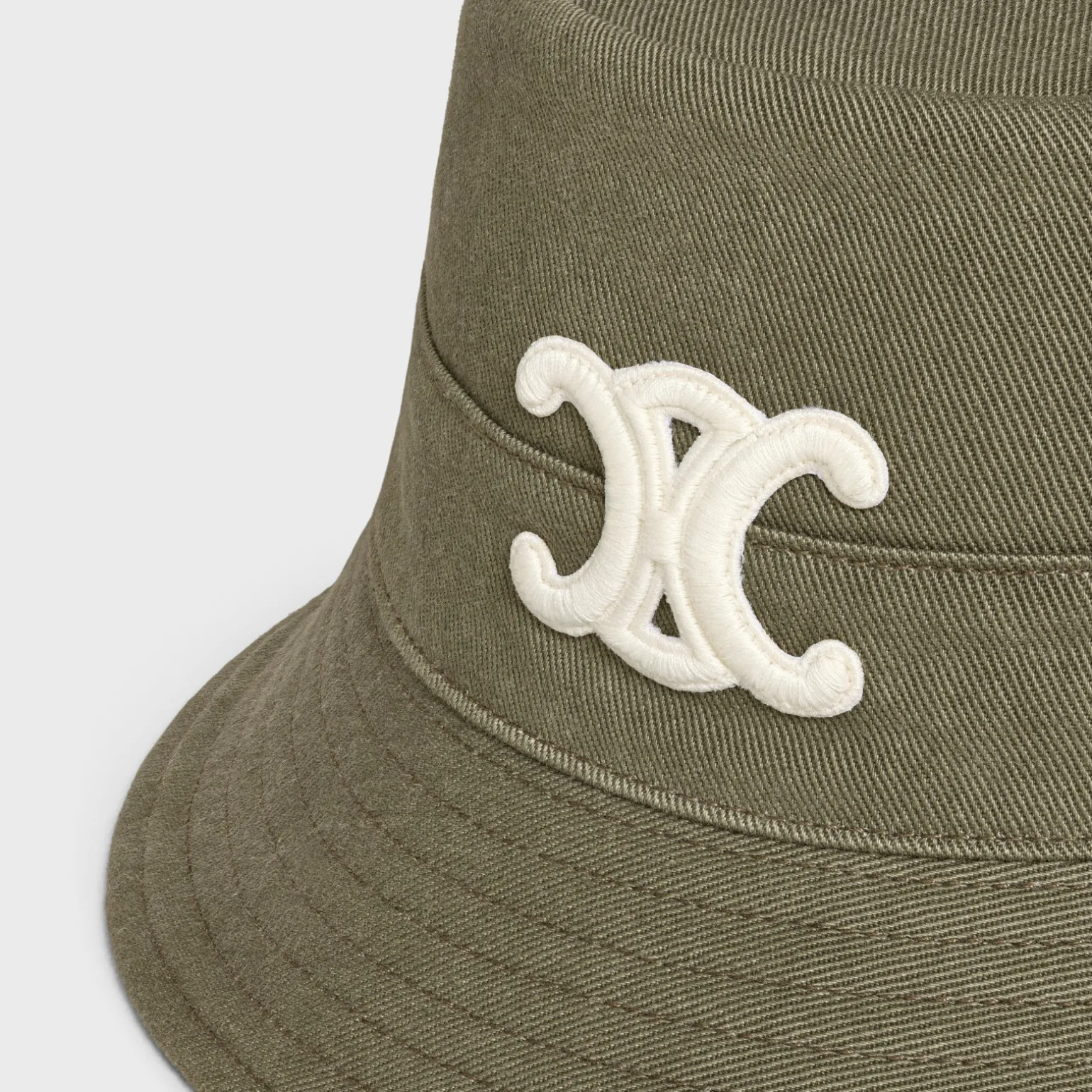 triomphe bucket hat in cotton gabardine