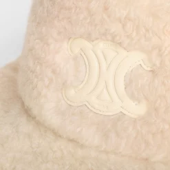 Triomphe bucket hat in Sherpa cashmere