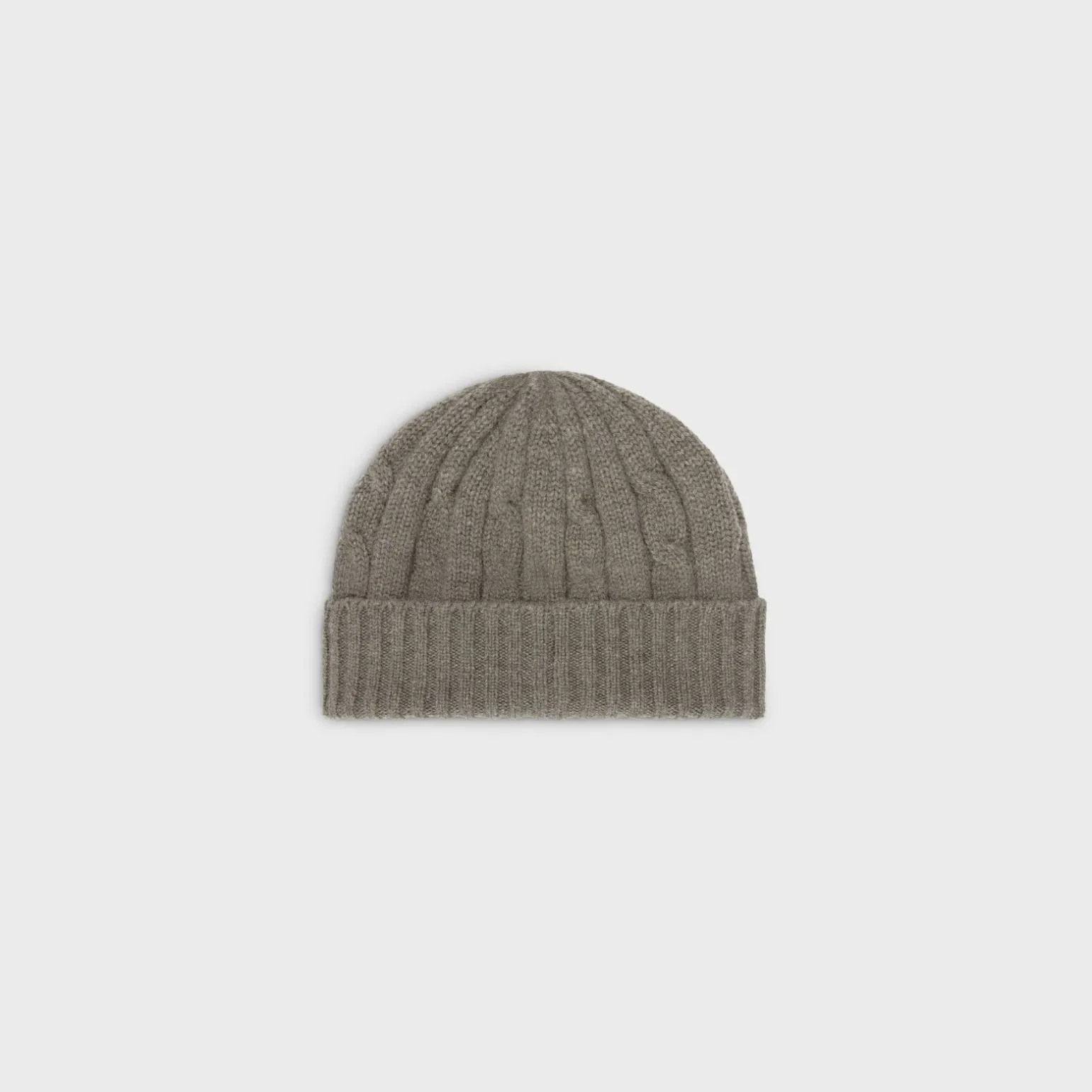 triomphe cable-knit beanie in cashmere