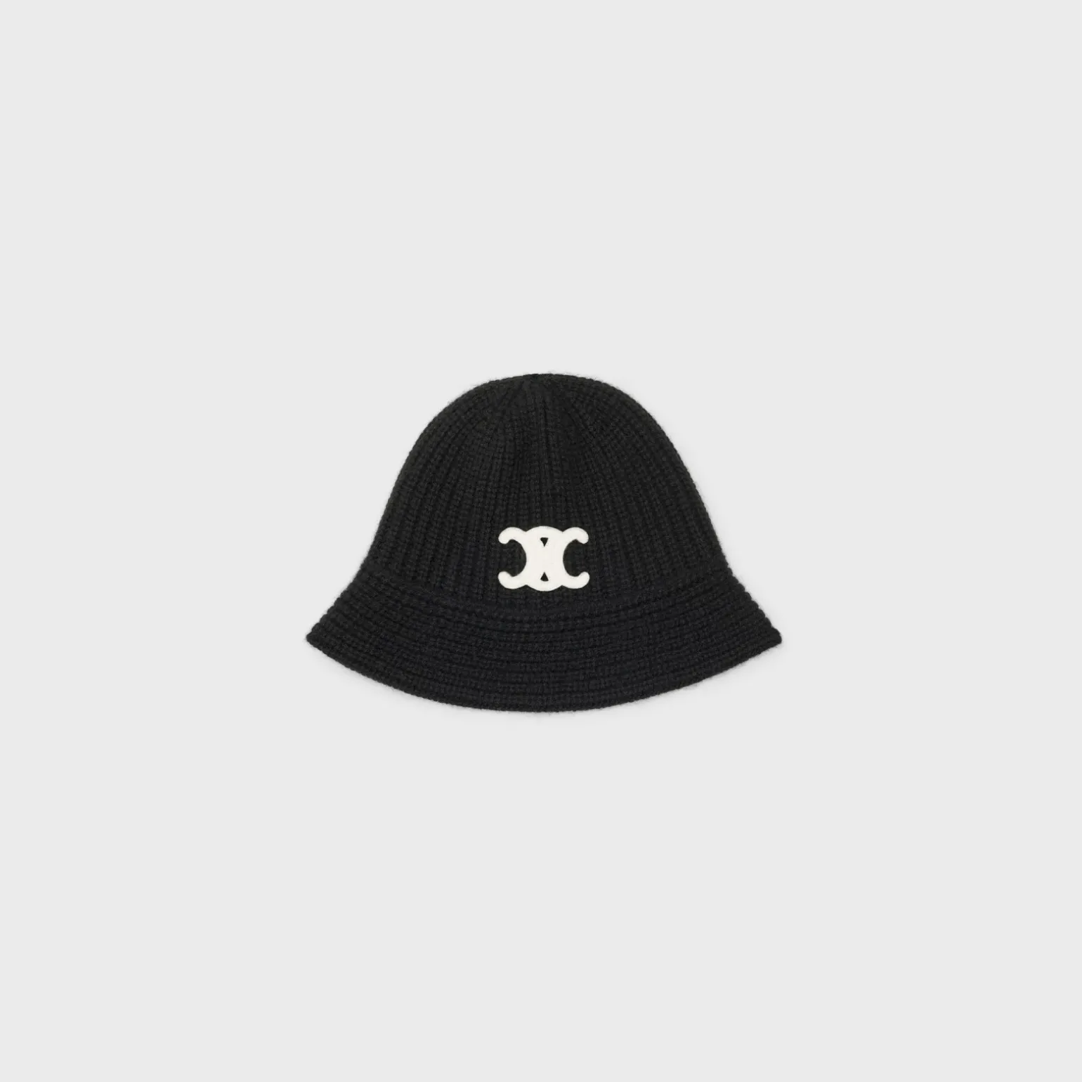 Triomphe cloche beanie in cashmere