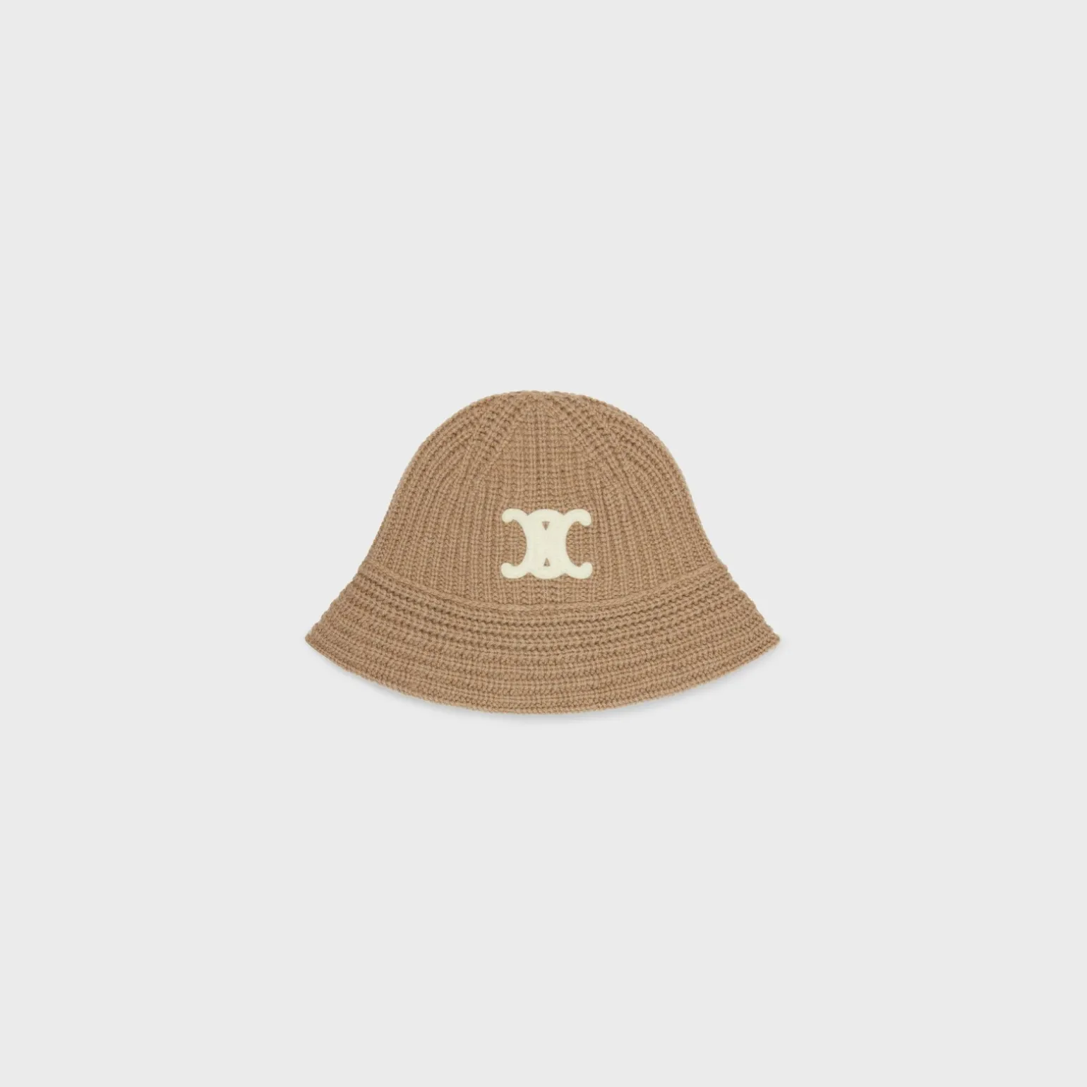 triomphe cloche beanie in cashmere