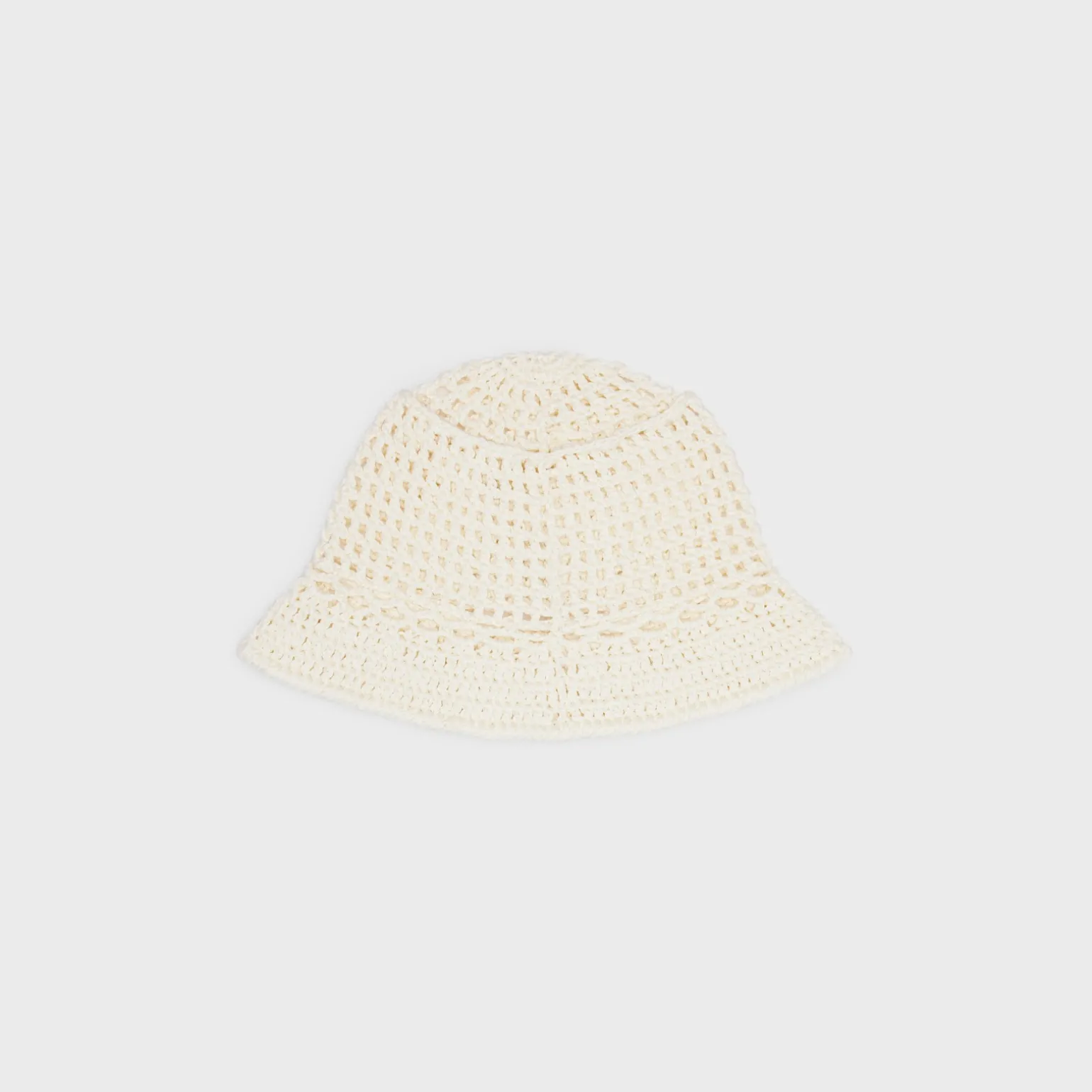 triomphe cloche beanie in crocheted cotton