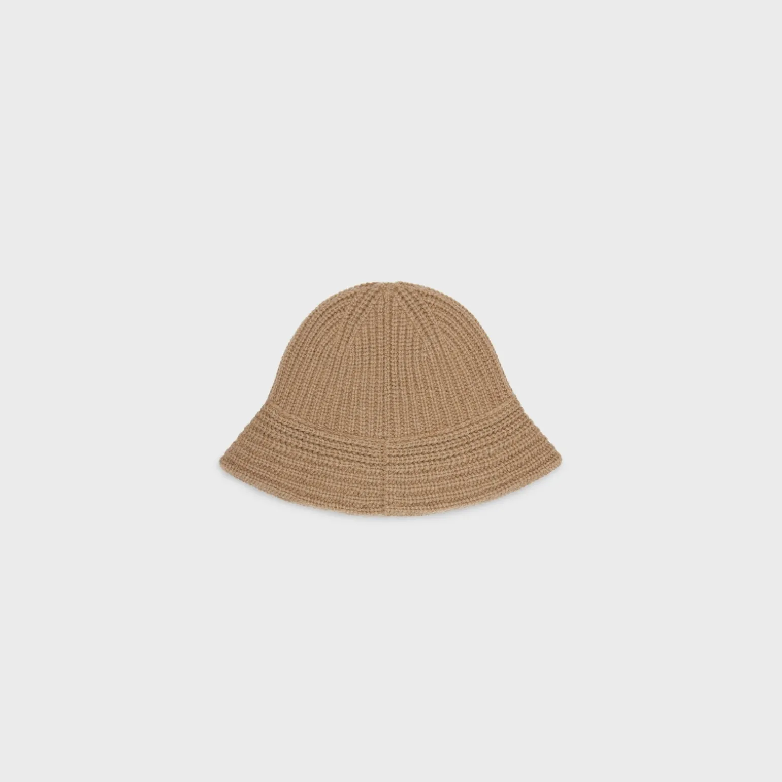 triomphe cloche beanie in cashmere