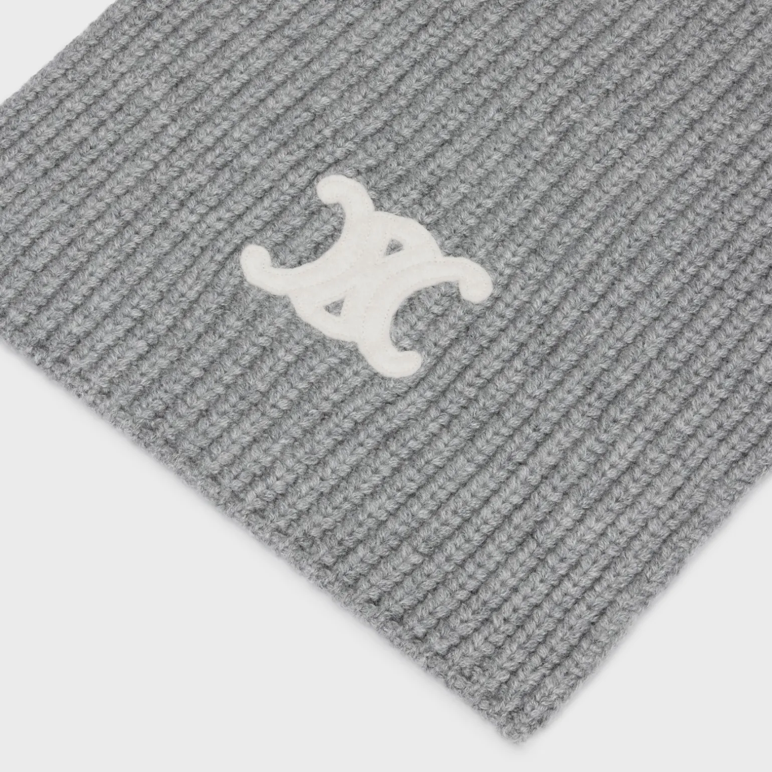 TRIOMPHE SCARF IN RIBBED CASHMERE WOOL