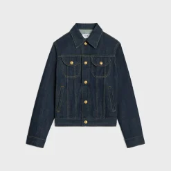 Trucker jacket in rinsed wash denim