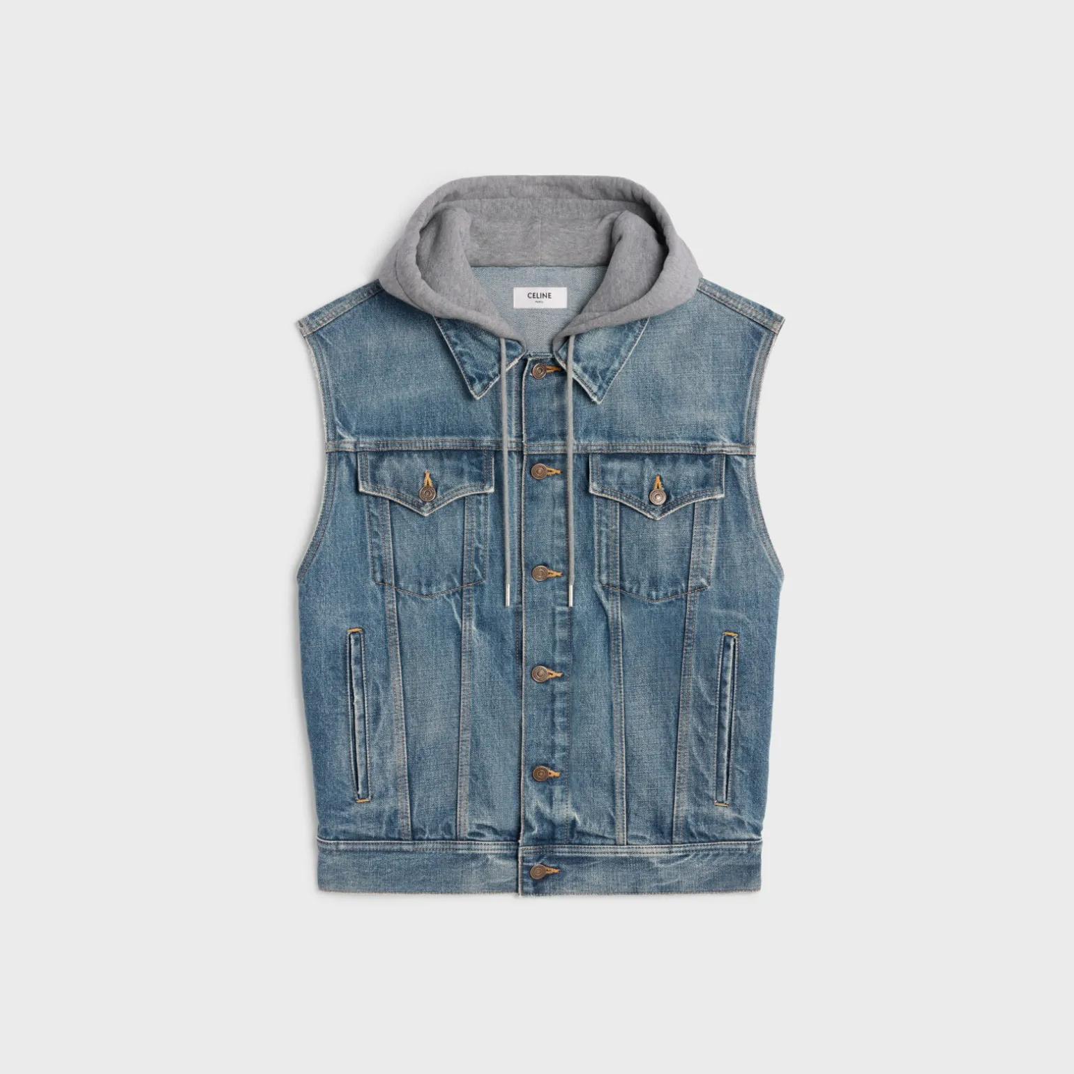 trucker jacket in union wash denim