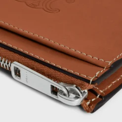 Zipped Card Holder in Natural calfskin with triomphe embossed